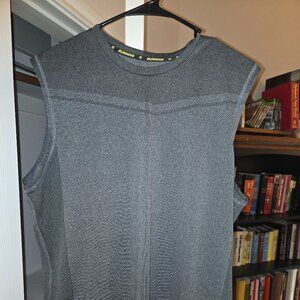 NWOT Large Champion Quick Dry Tank